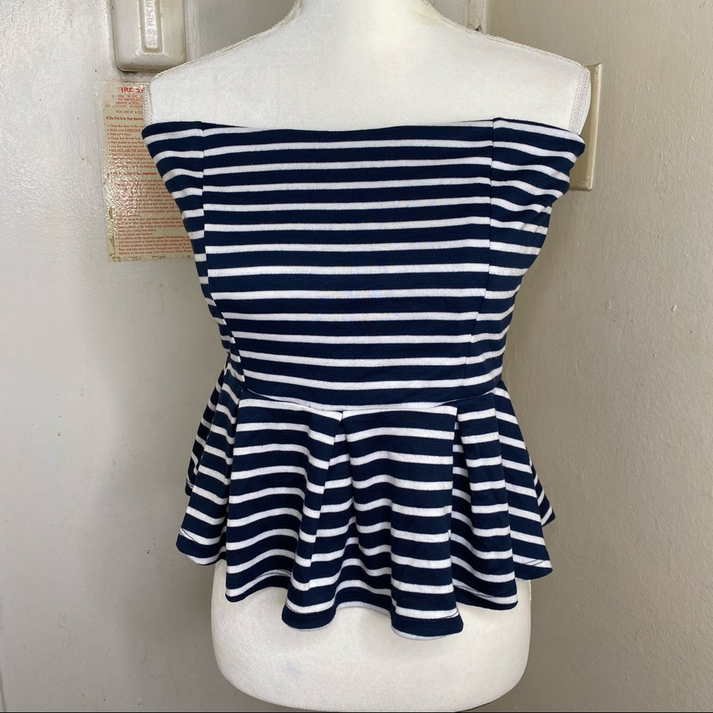 NWOT DNA Couture Top